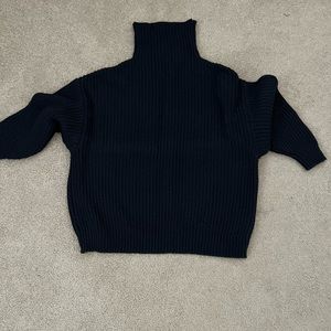 Free People turtleneck sweater Size Medium